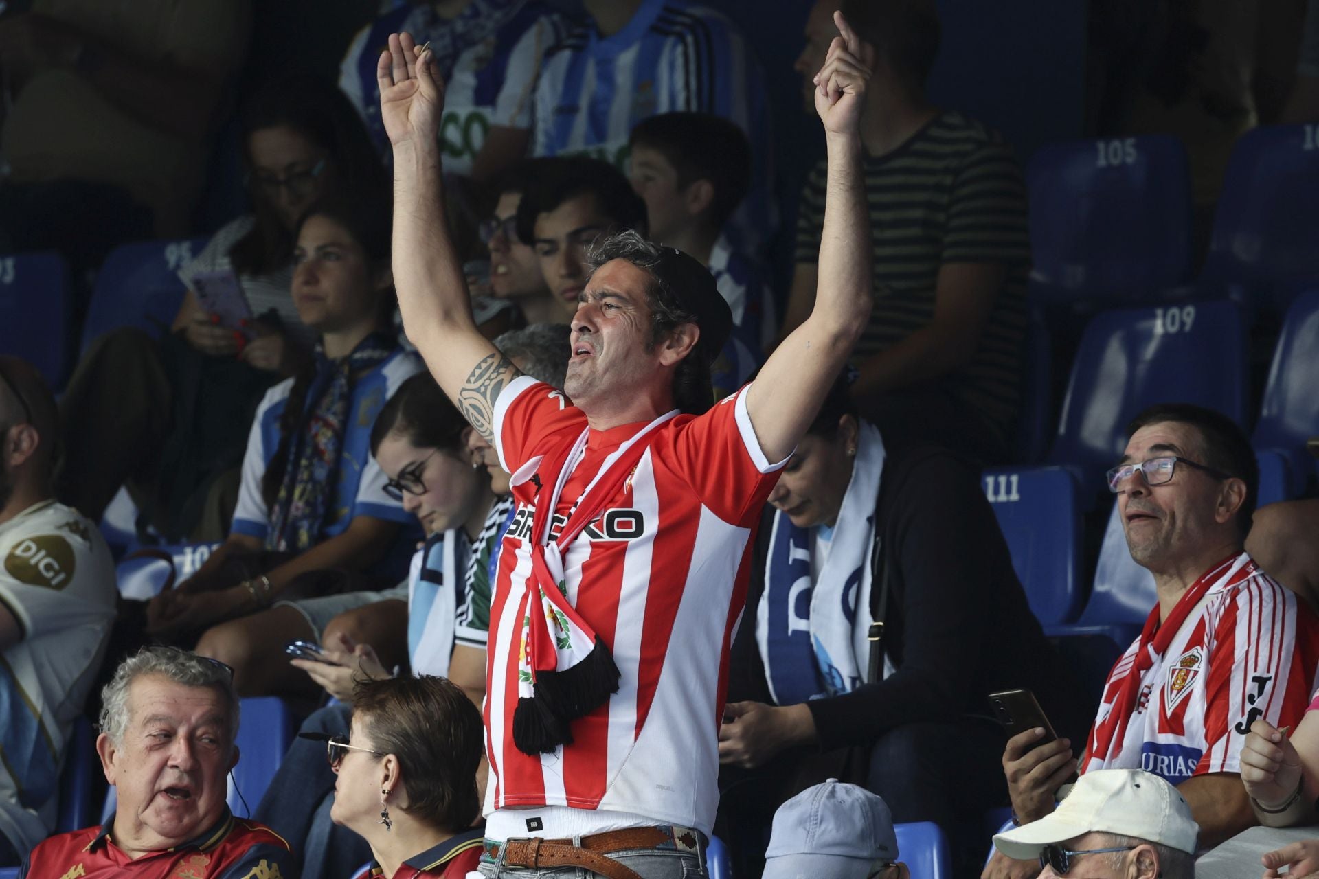 La &#039;mareona&#039; conquista La Coruña ¿Estuviste? ¡Búscate!