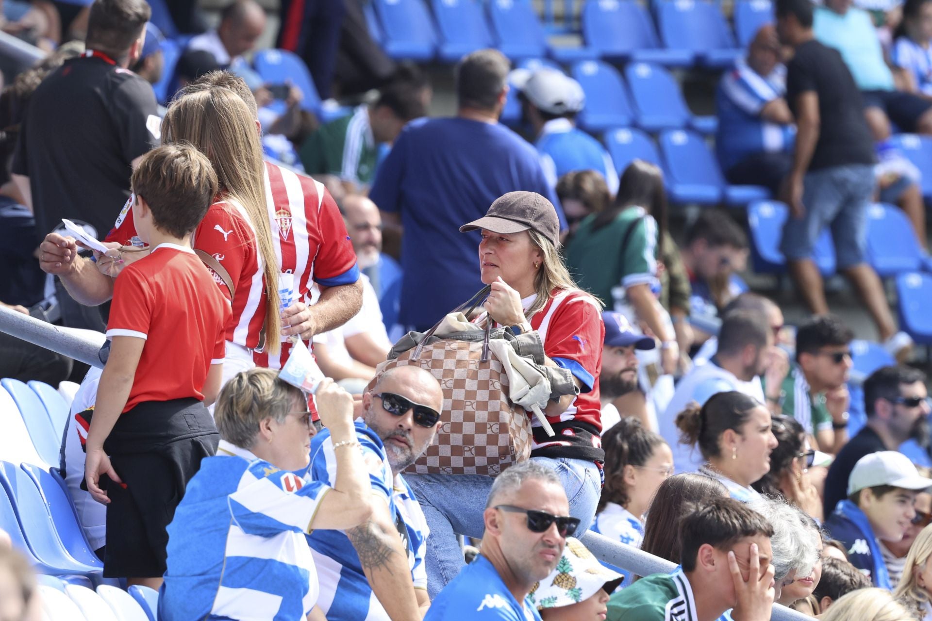 La &#039;mareona&#039; conquista La Coruña ¿Estuviste? ¡Búscate!