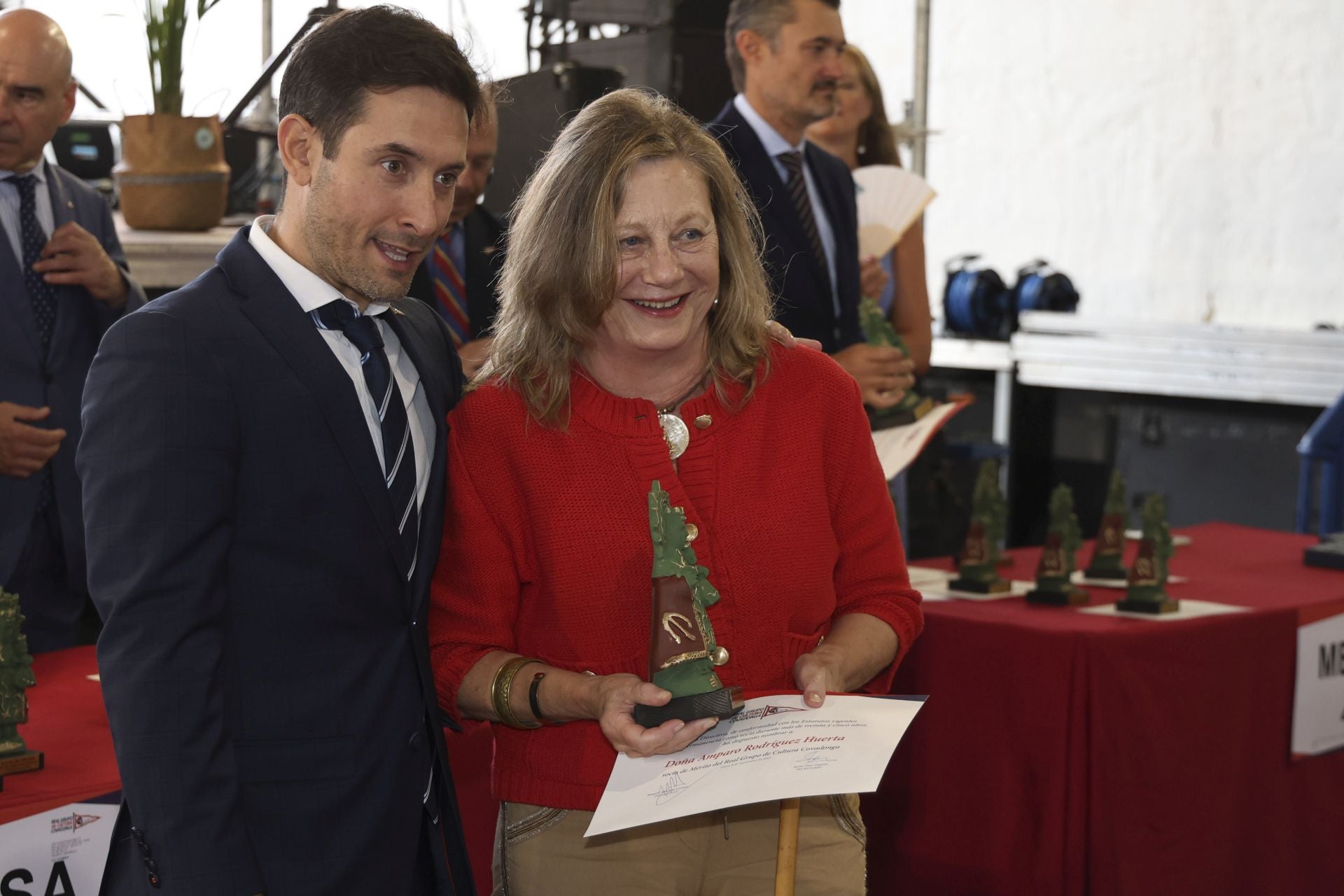 El Grupo Covadonga reconoce a sus socios