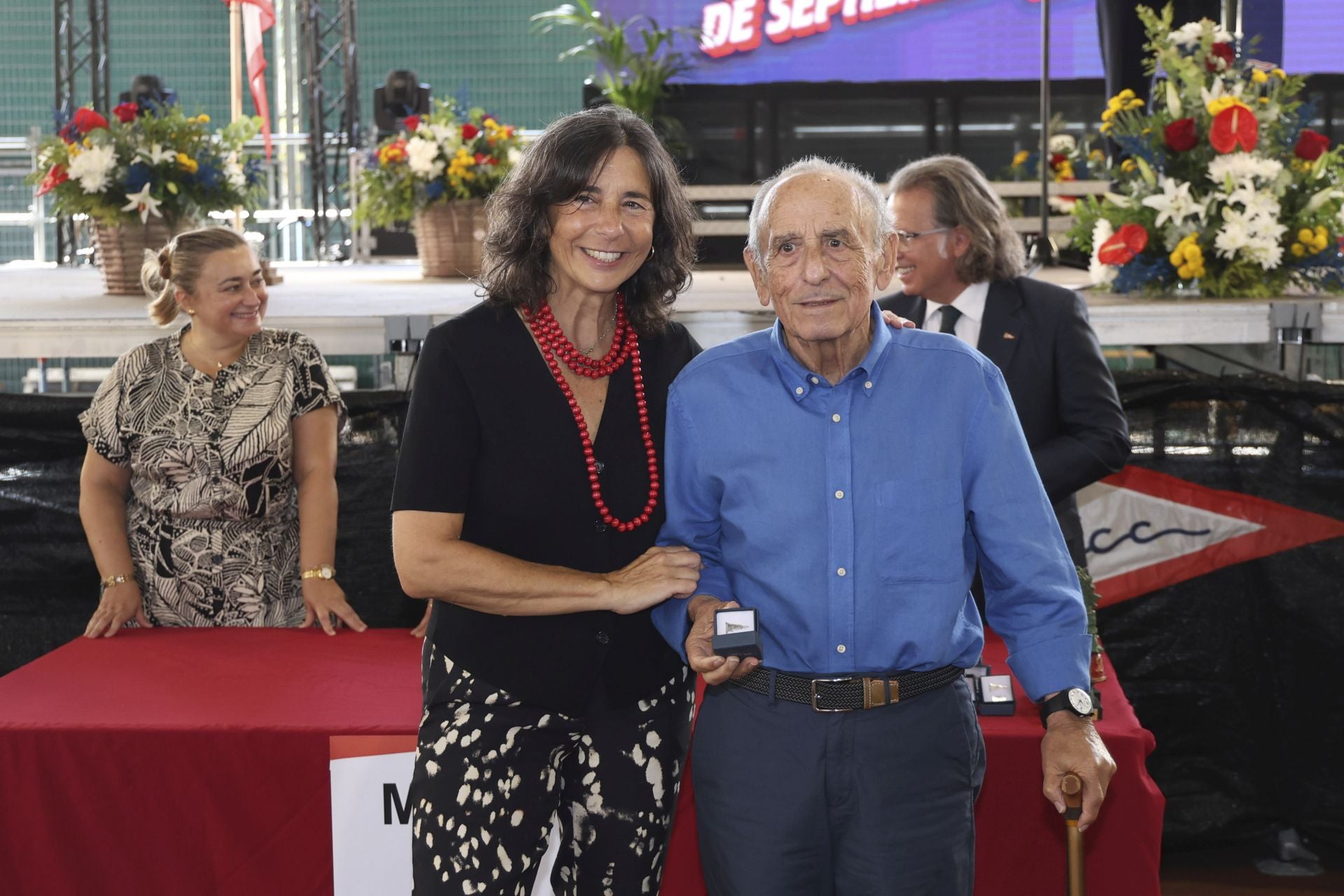 El Grupo Covadonga reconoce a sus socios