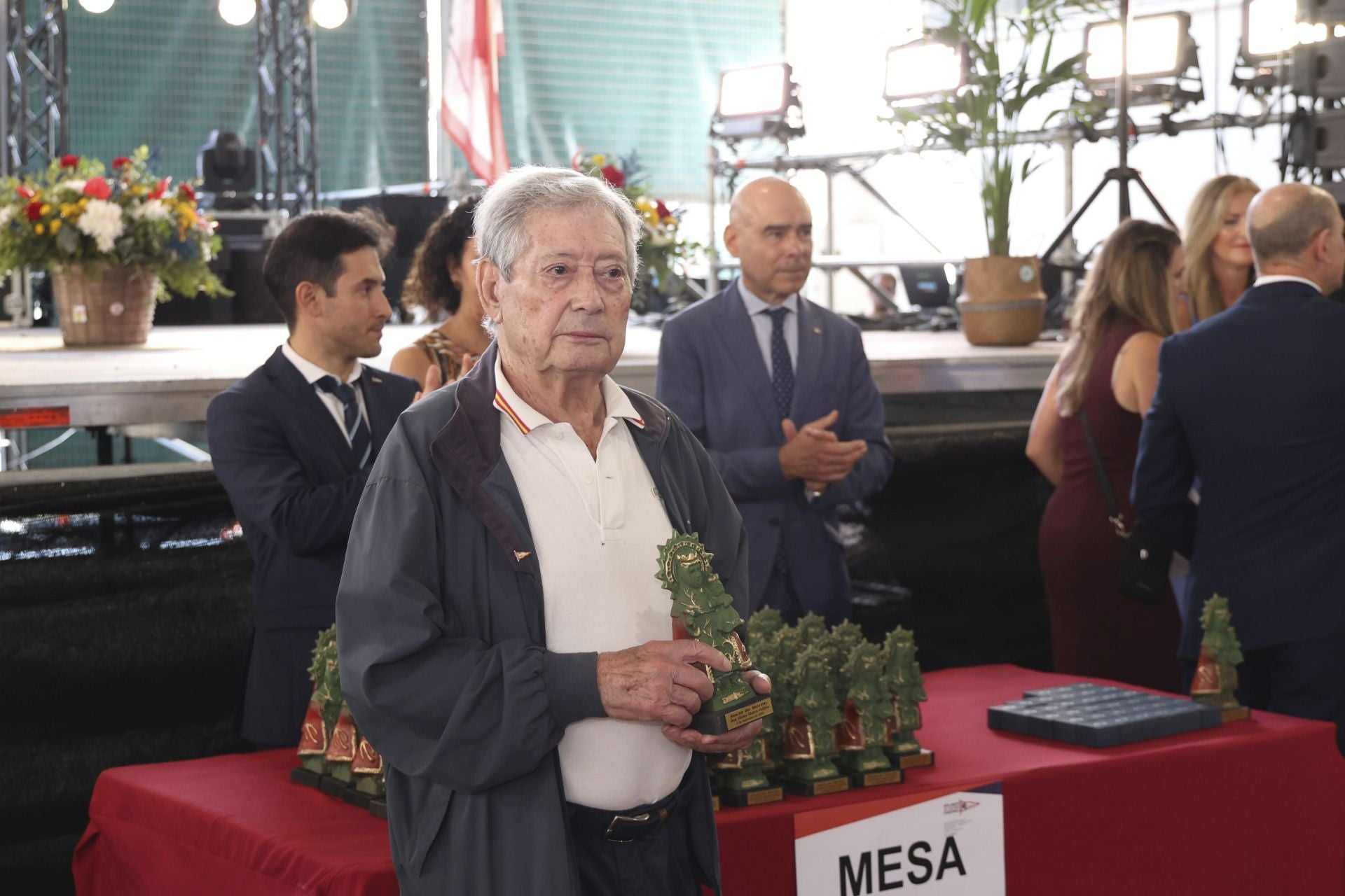 El Grupo Covadonga reconoce a sus socios