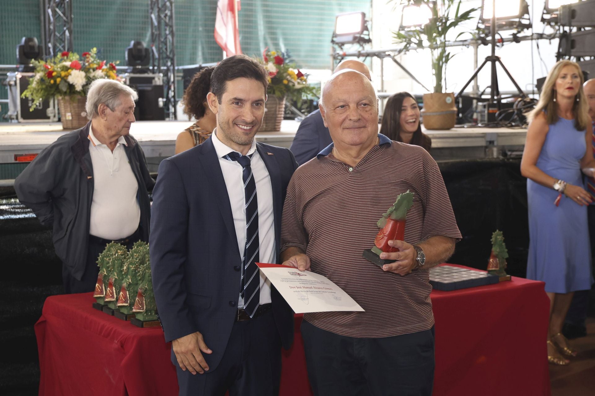 El Grupo Covadonga reconoce a sus socios