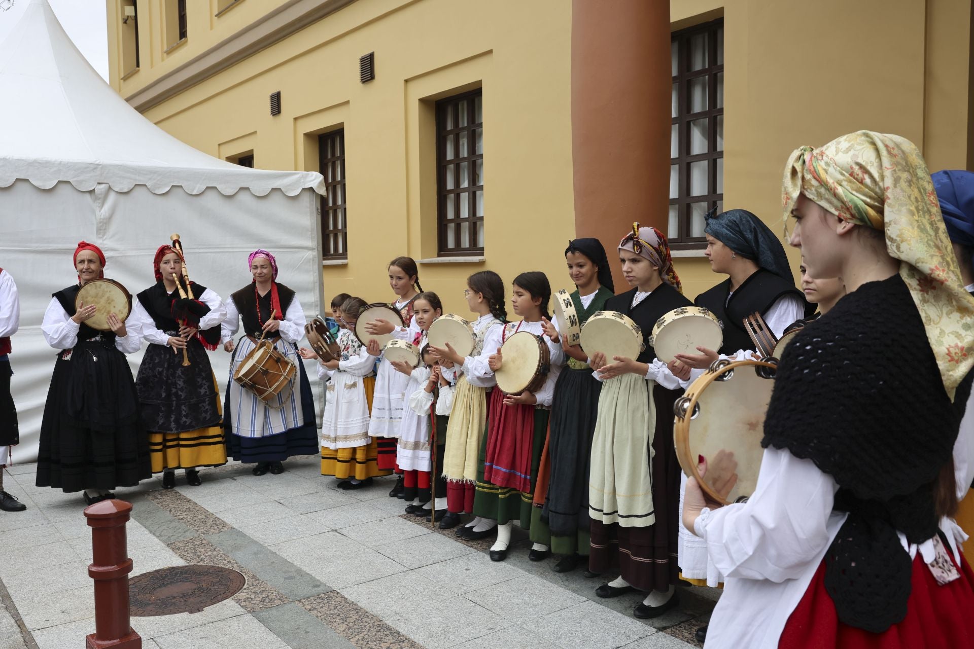 Fotos: Día grande en el Centro Asturiano de Oviedo