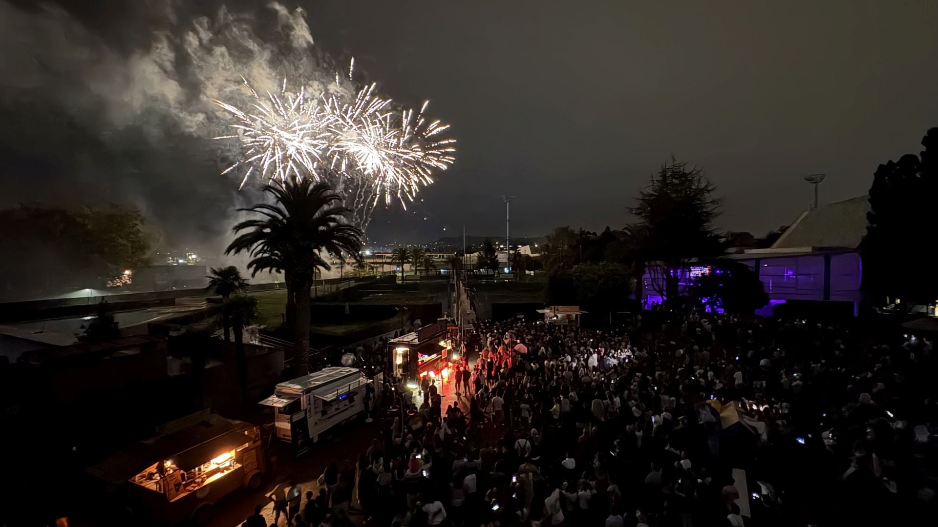 El Grupo Covadonga ilumina el cielo de Gijón con las celebraciones en honor a su patrona