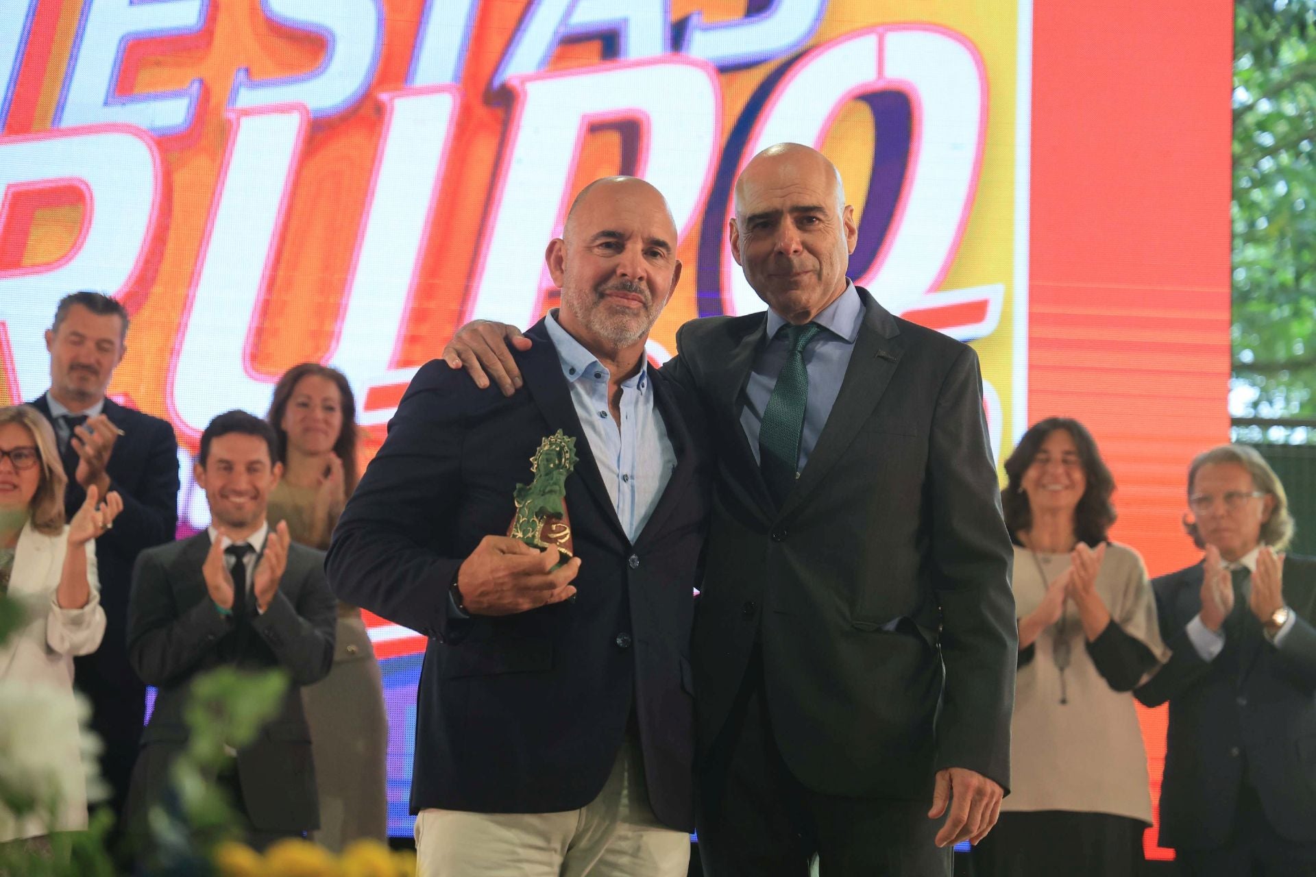 El Grupo Covadonga homenajea a 143 socios para celebrar el Día de Asturias