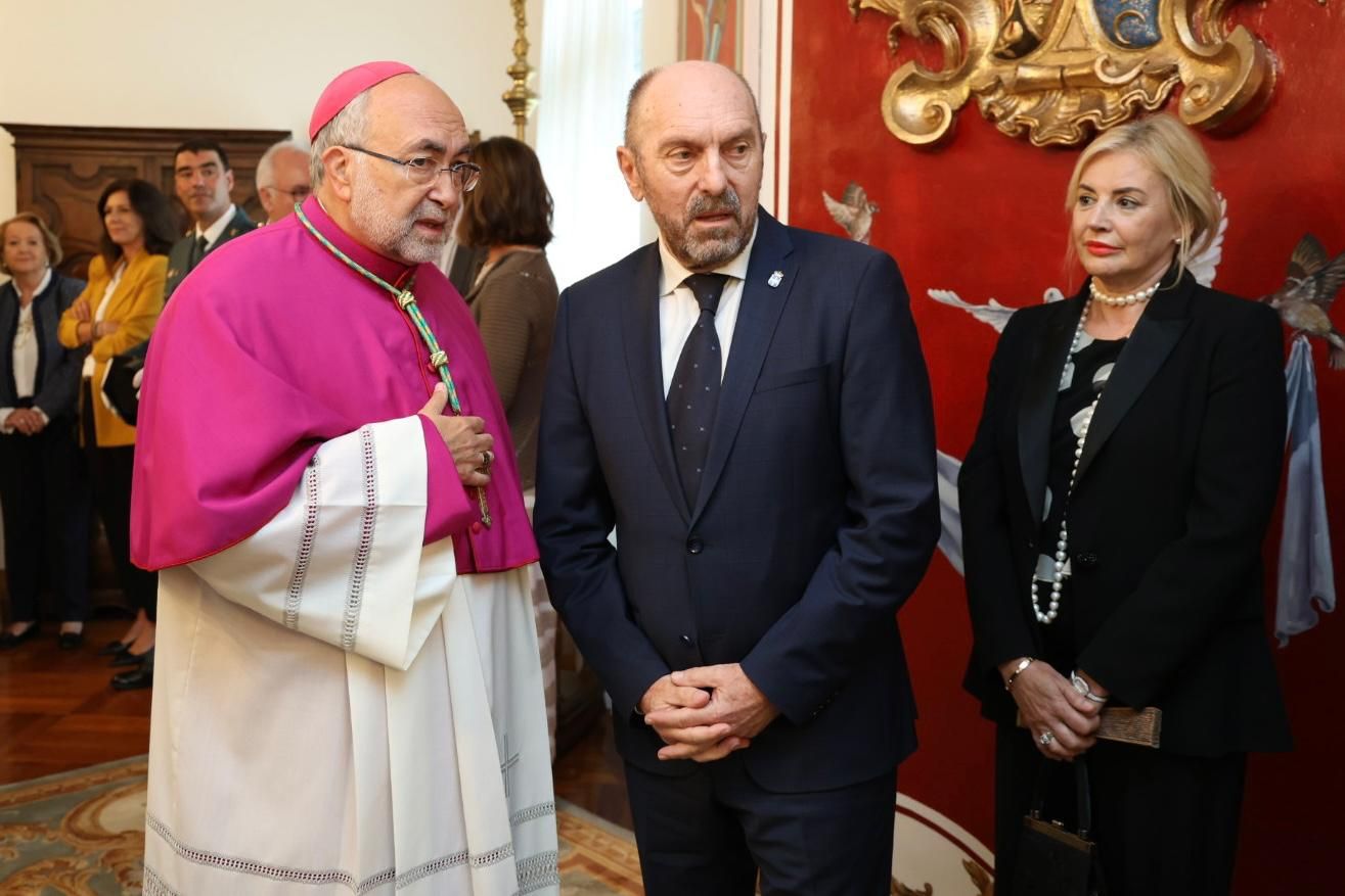 La misa en Covadonga por el Día de la Santina, en imágenes