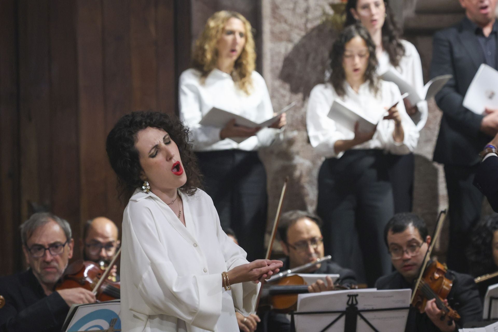 La misa en Covadonga por el Día de la Santina, en imágenes