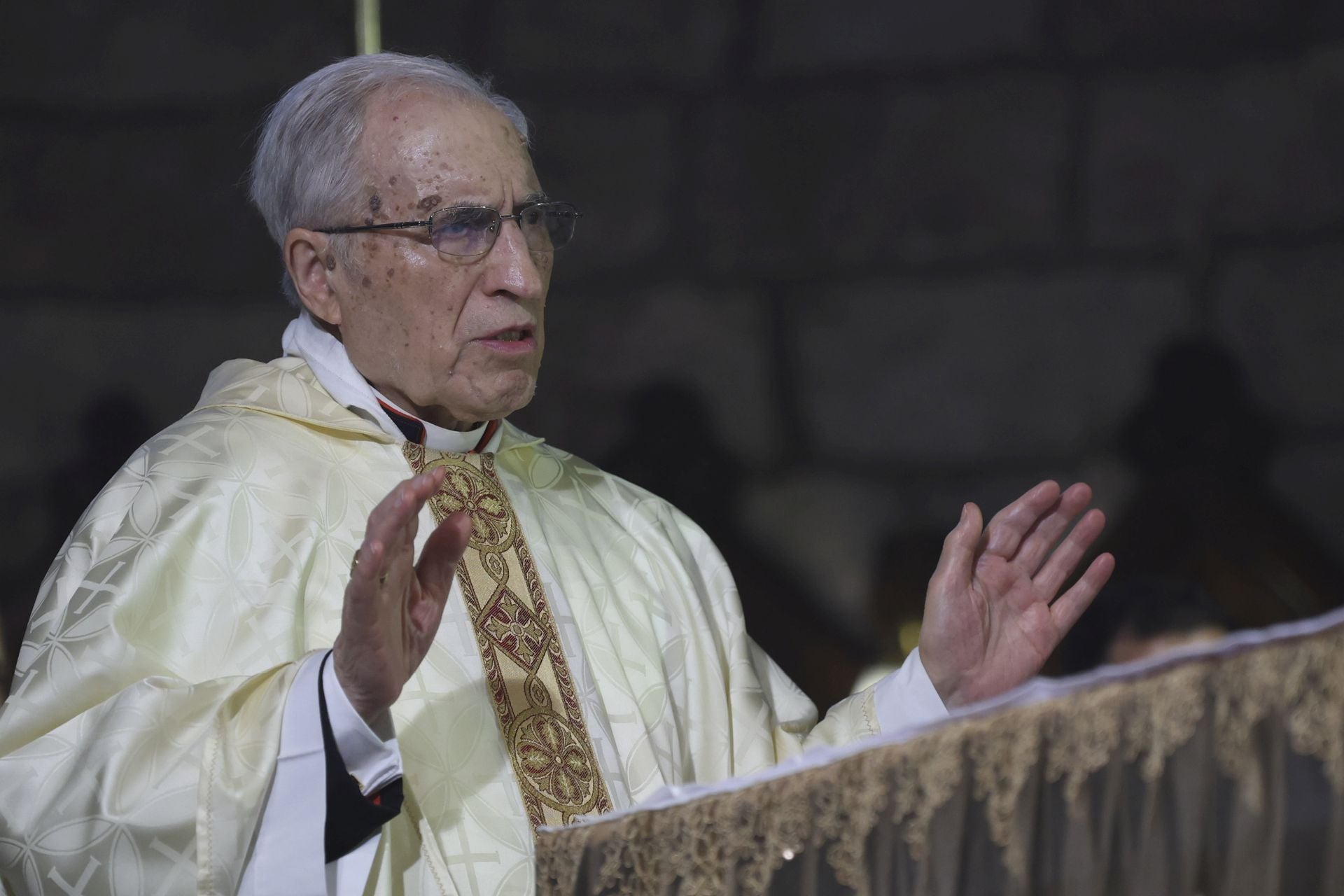 La misa en Covadonga por el Día de la Santina, en imágenes