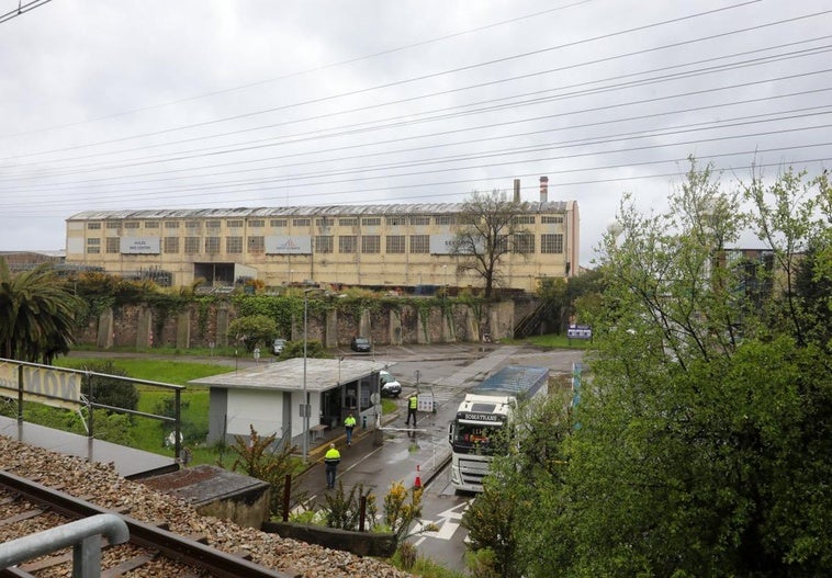 La plantilla de Saint-Gobain rechaza el recorte de salario y de derechos que plantea la dirección