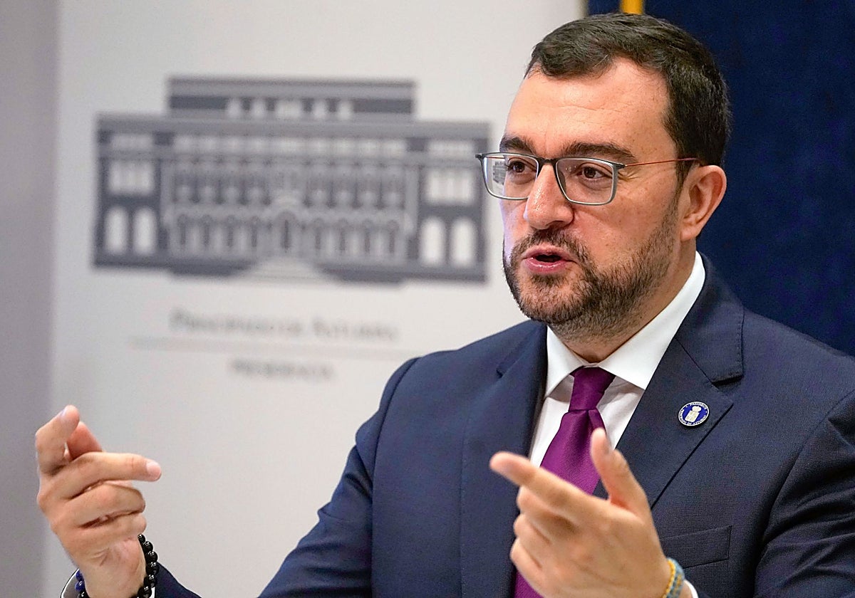 El presidente del Principado de Asturias, Adrián Barbón.