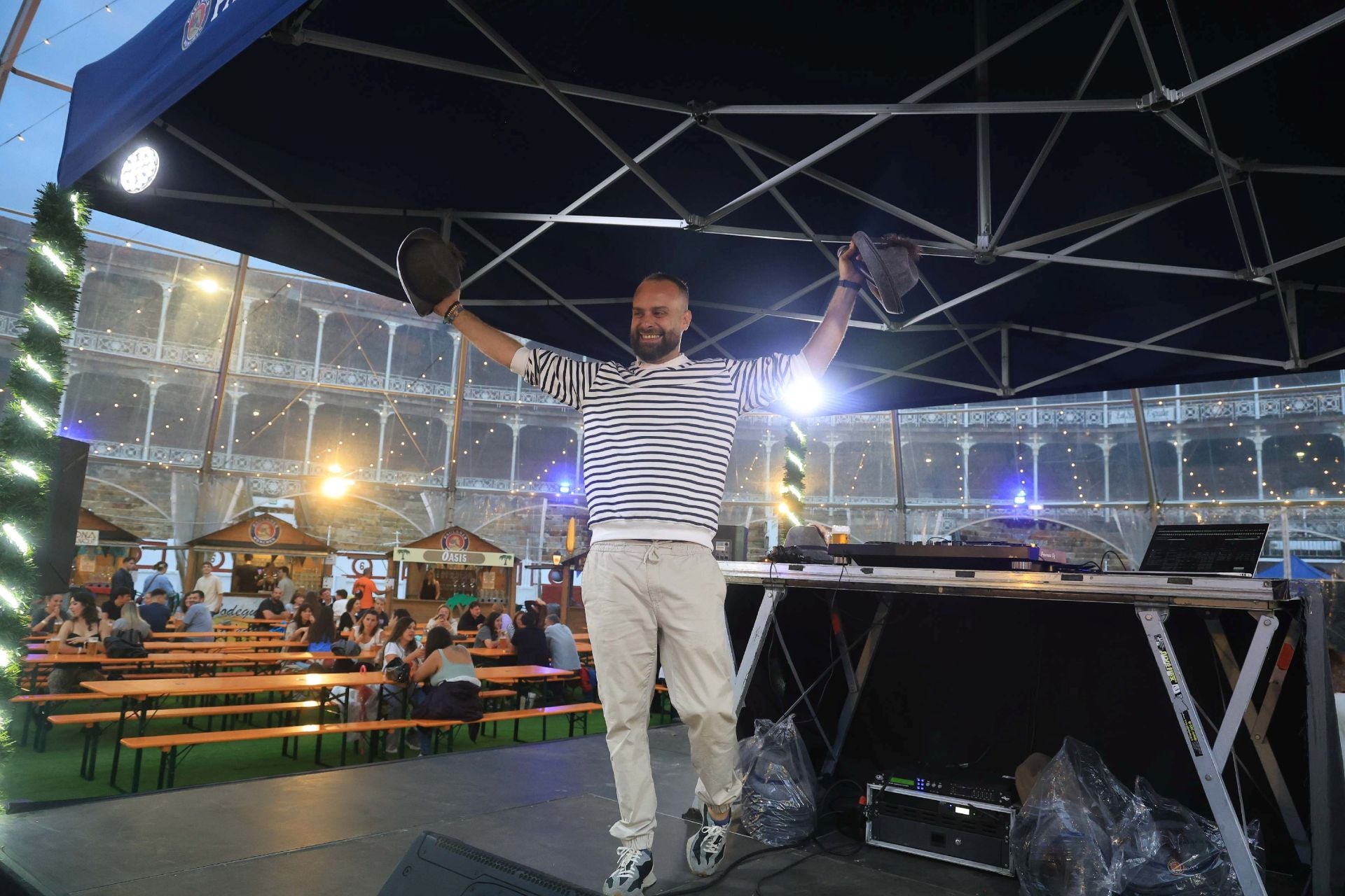 Cerveza, comida y mucha fiesta en el Oktoberfest de Gijón