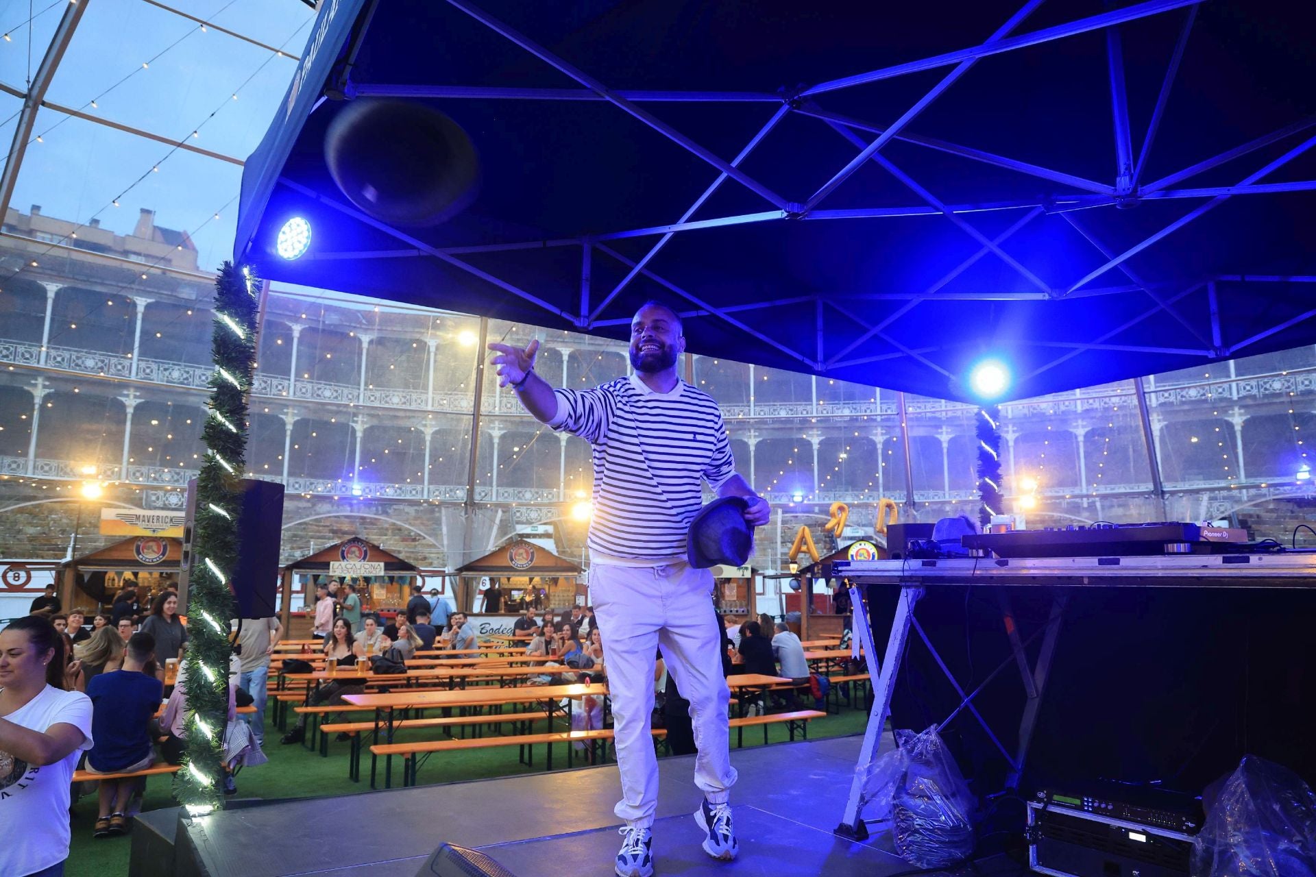 Cerveza, comida y mucha fiesta en el Oktoberfest de Gijón
