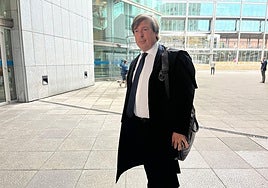 El abogado de la acusación particular, Francisco Pérez Platas.