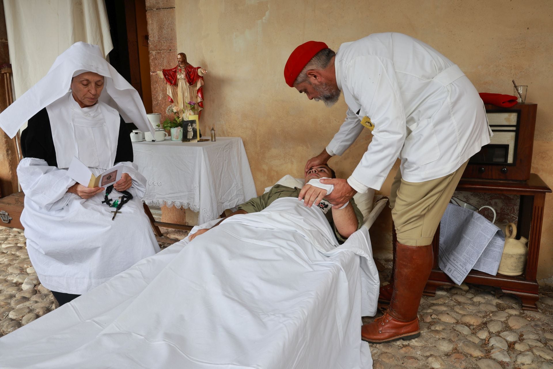 Candamo vuelve a 1936: la recreación histórica de los combates de la Guerra Civil, en fotos