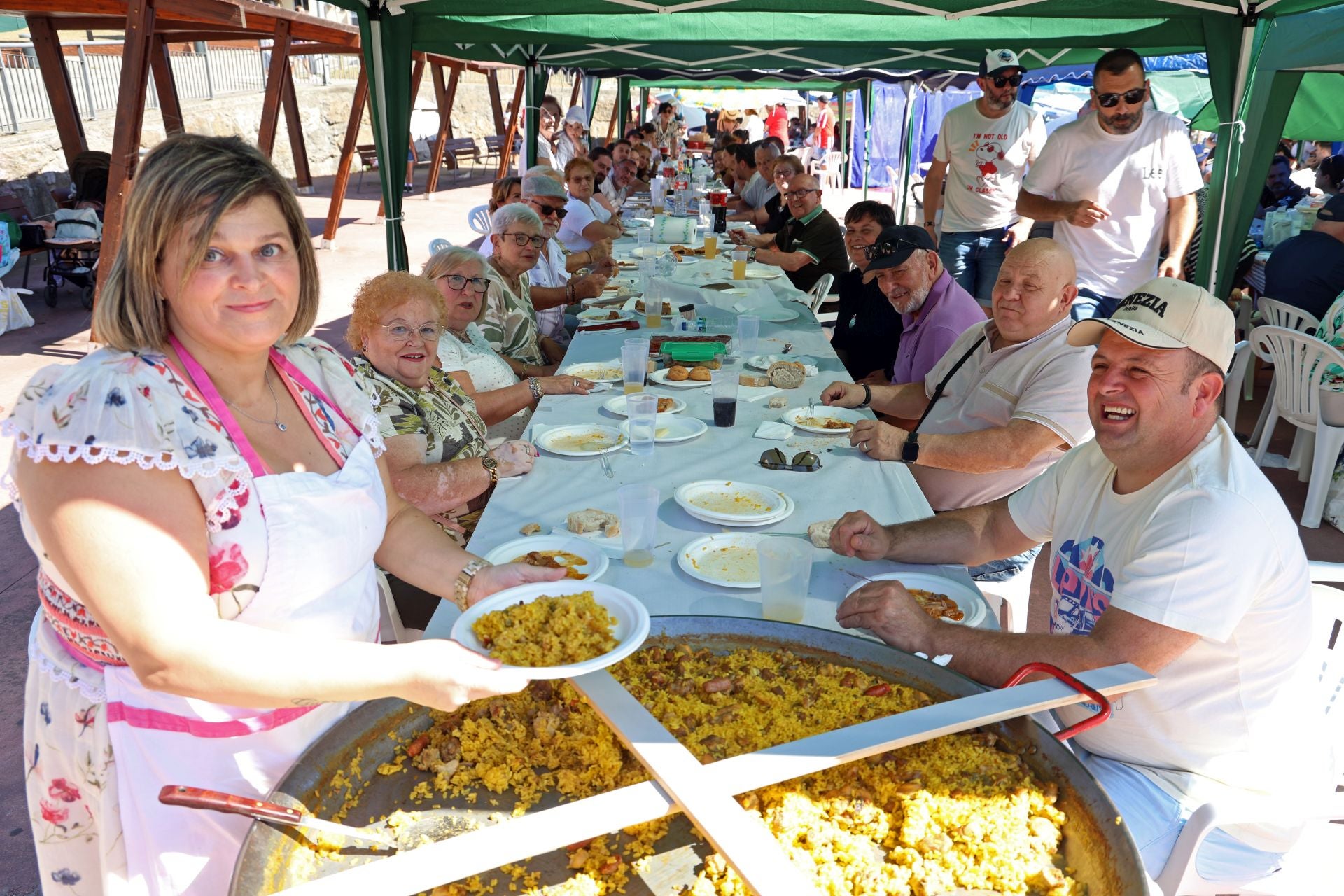 3.700 personas salen a las calles de Corvera para despedir las fiestas
