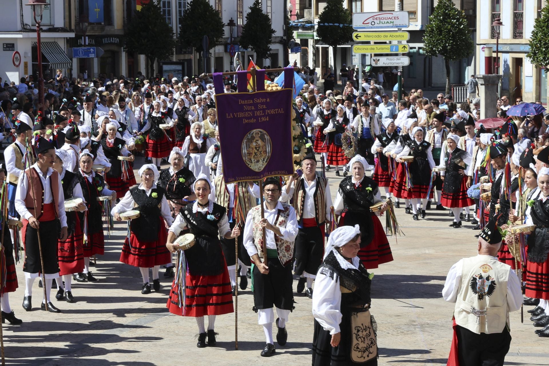 Villaviciosa celebra por todo lo alto el día grande de sus fiestas