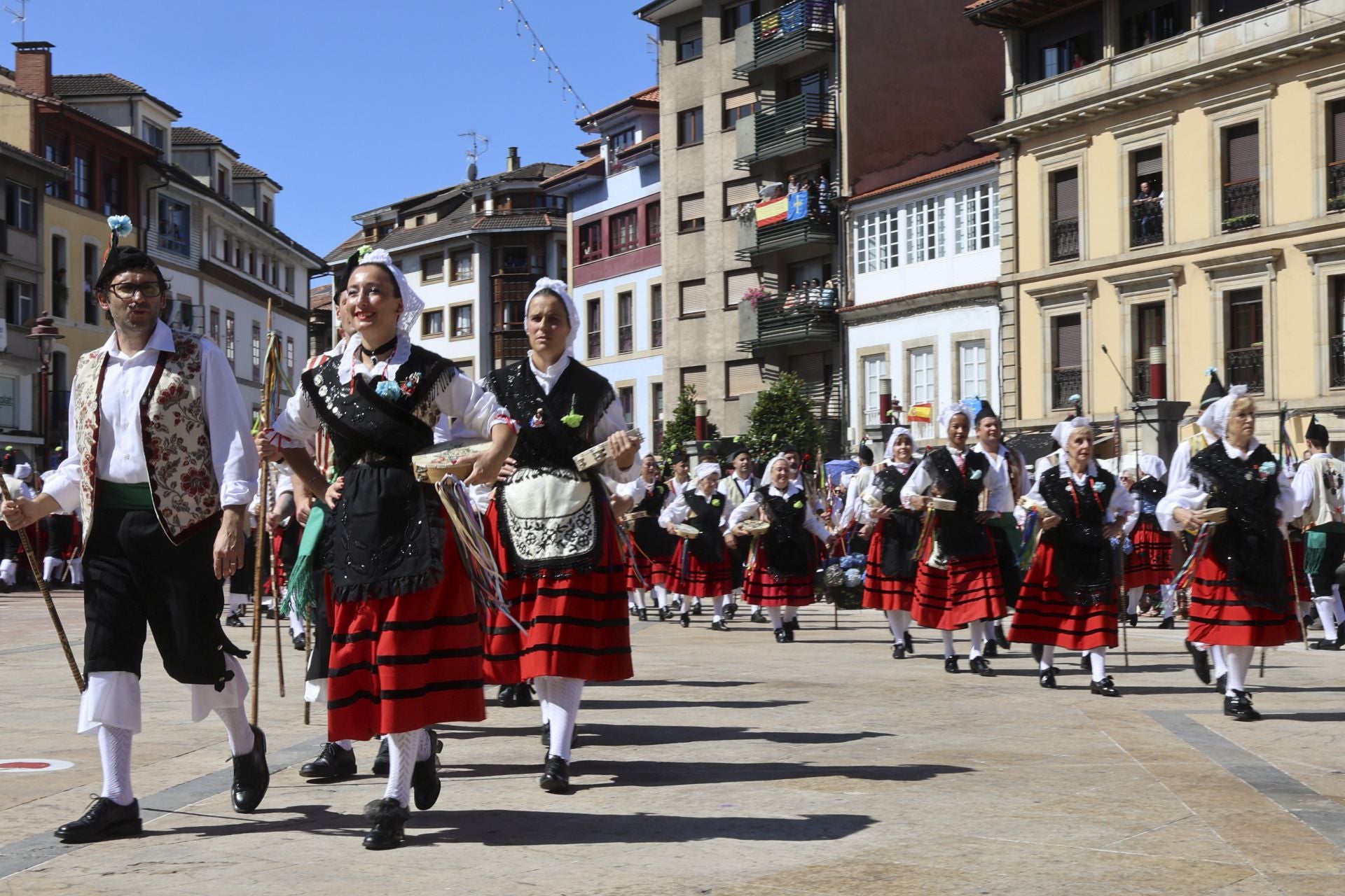 Villaviciosa celebra por todo lo alto el día grande de sus fiestas