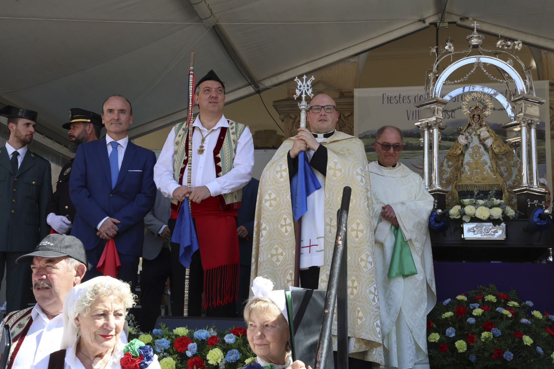 Villaviciosa celebra por todo lo alto el día grande de sus fiestas