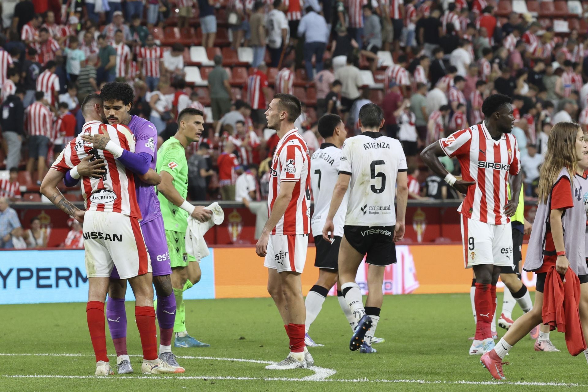 Las mejores jugadas del Sporting de Gijón - Burgos en imágenes