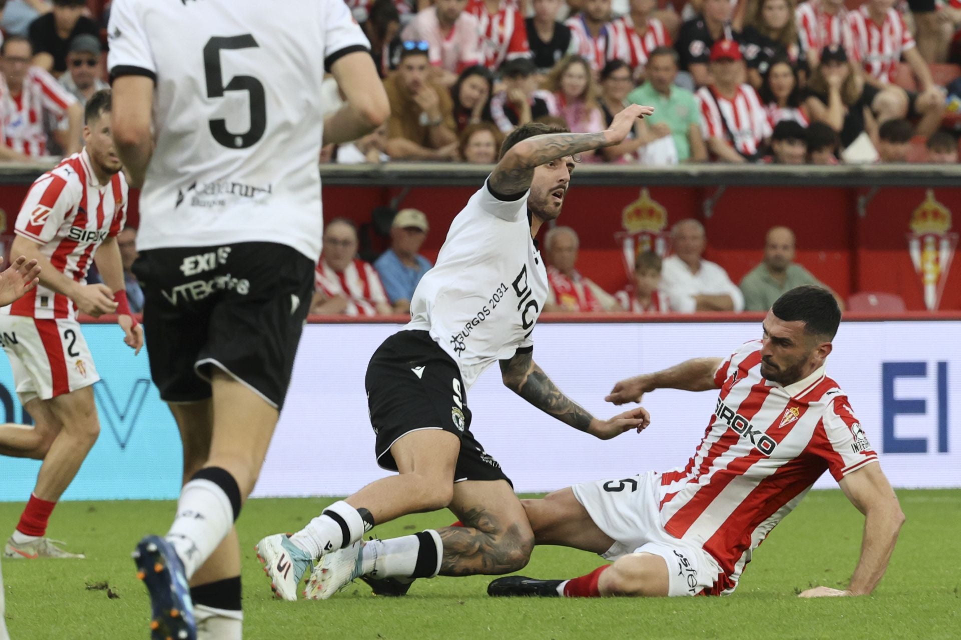 Las mejores jugadas del Sporting de Gijón - Burgos en imágenes