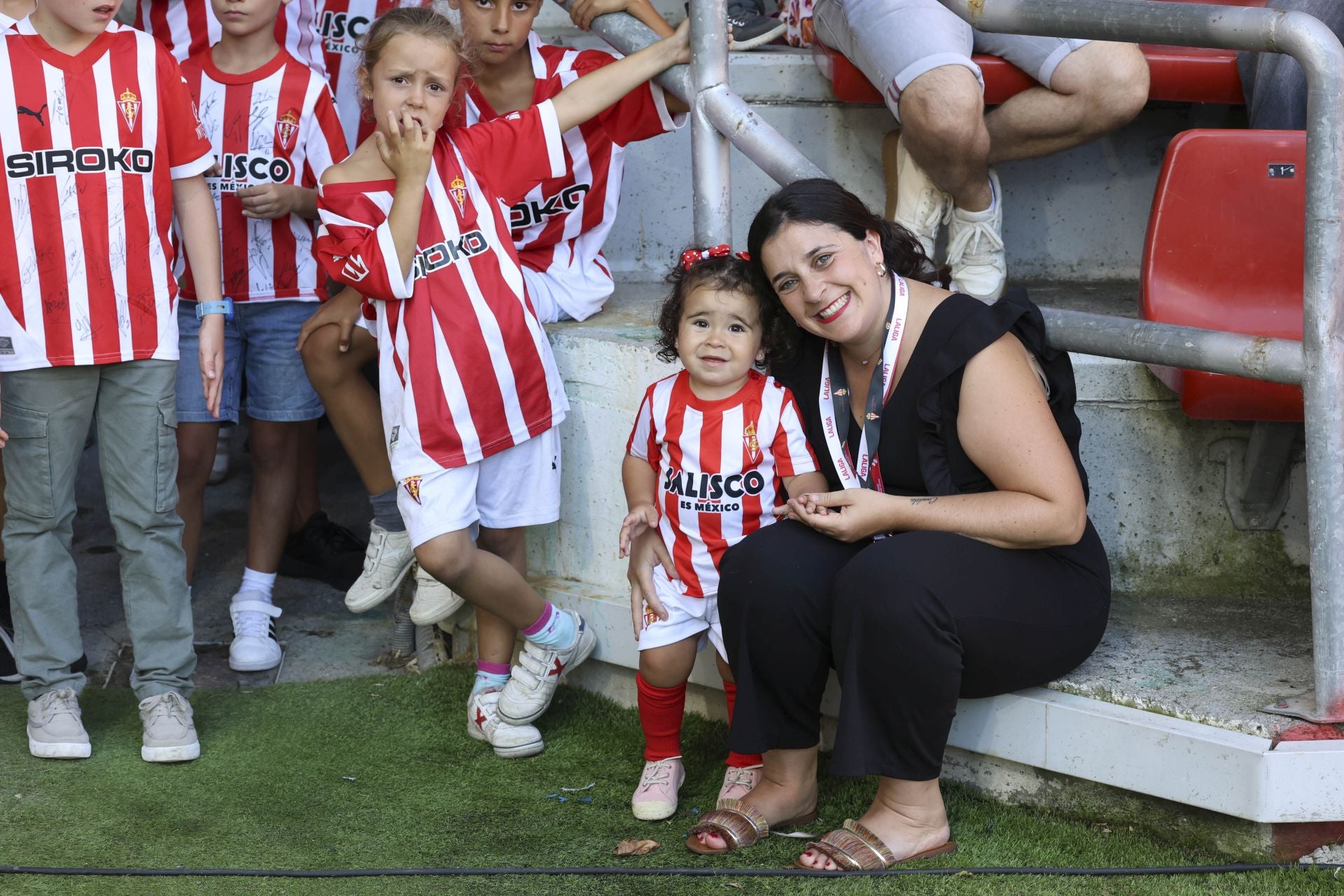 ¿Estuviste en el Sporting de Gijón - Burgos? ¡Búscate en las fotos!