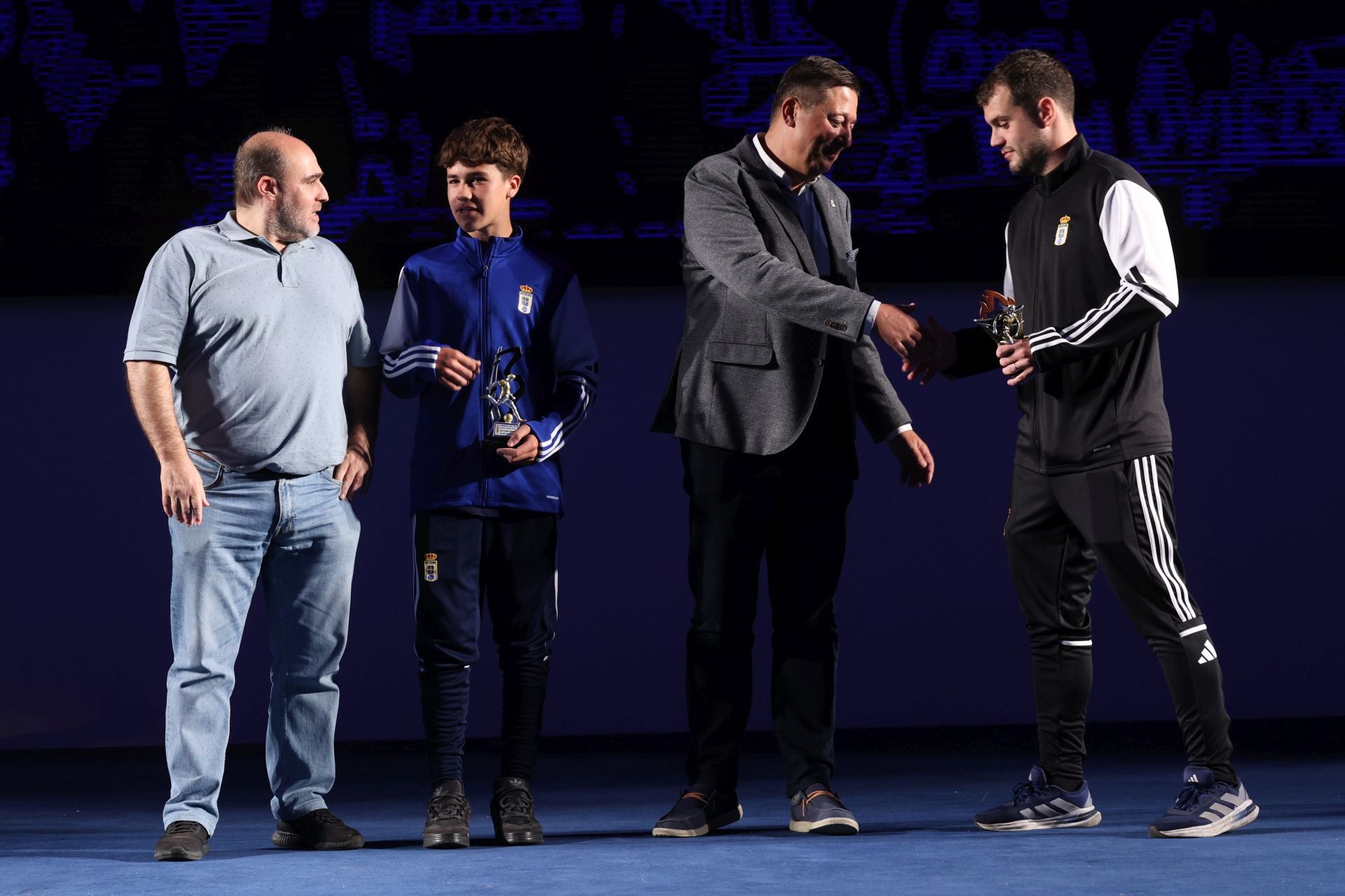 La gala Memoria Azul del Real Oviedo en imágenes