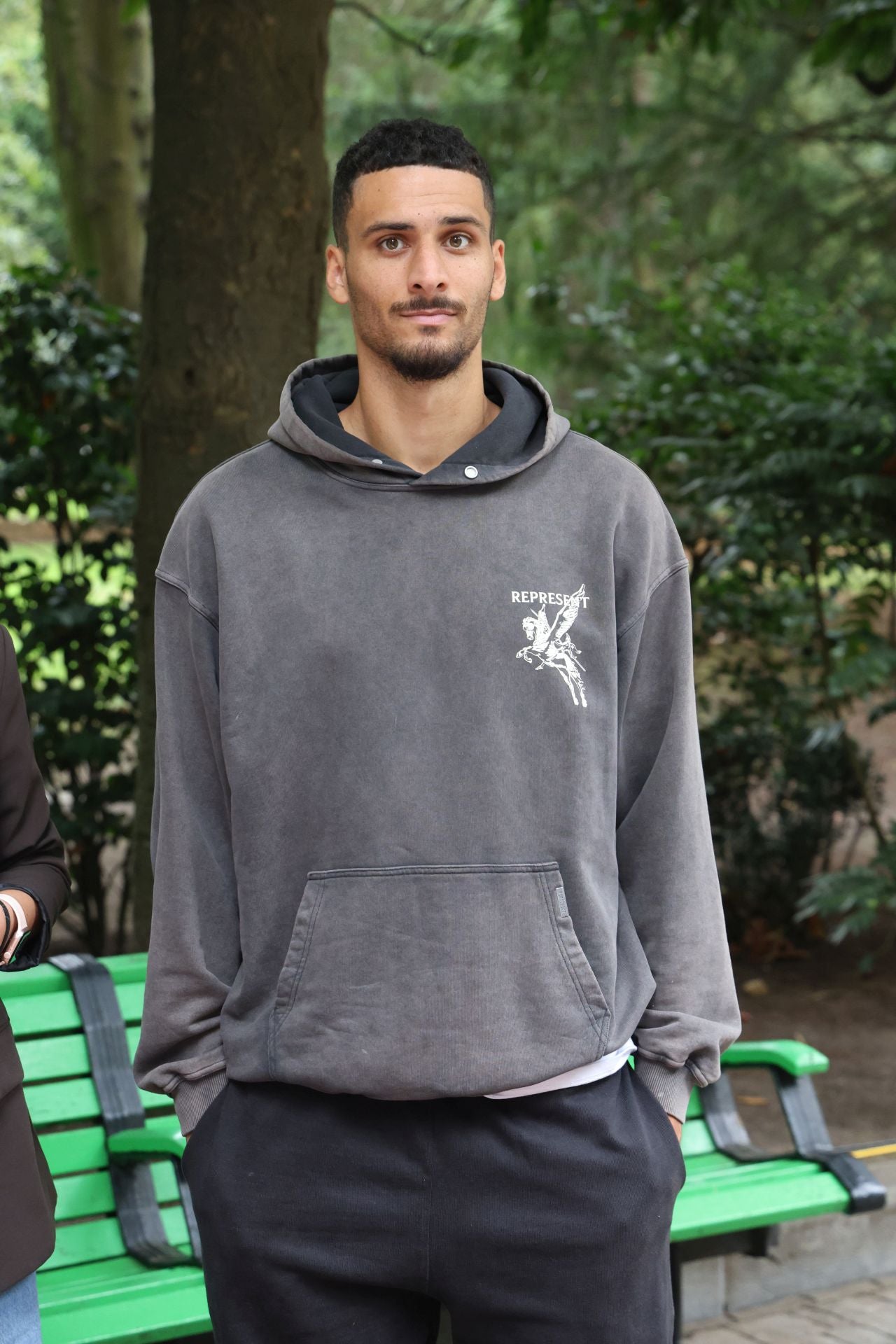 El Real Oviedo cambia de campo: multitudinaria firma de autógrafos por San Mateo