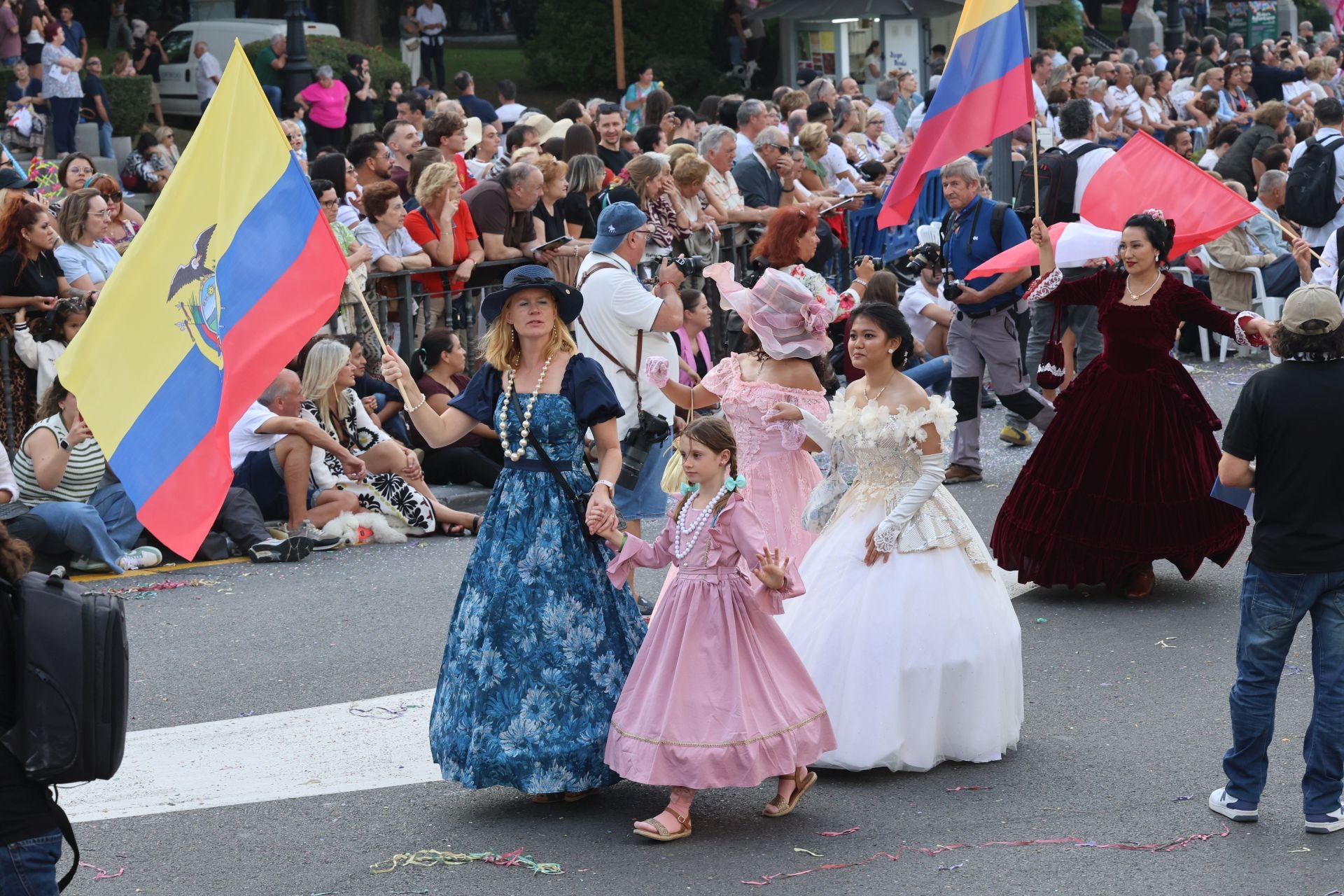 El desfile del Día de América en Asturias 2025, en imágenes