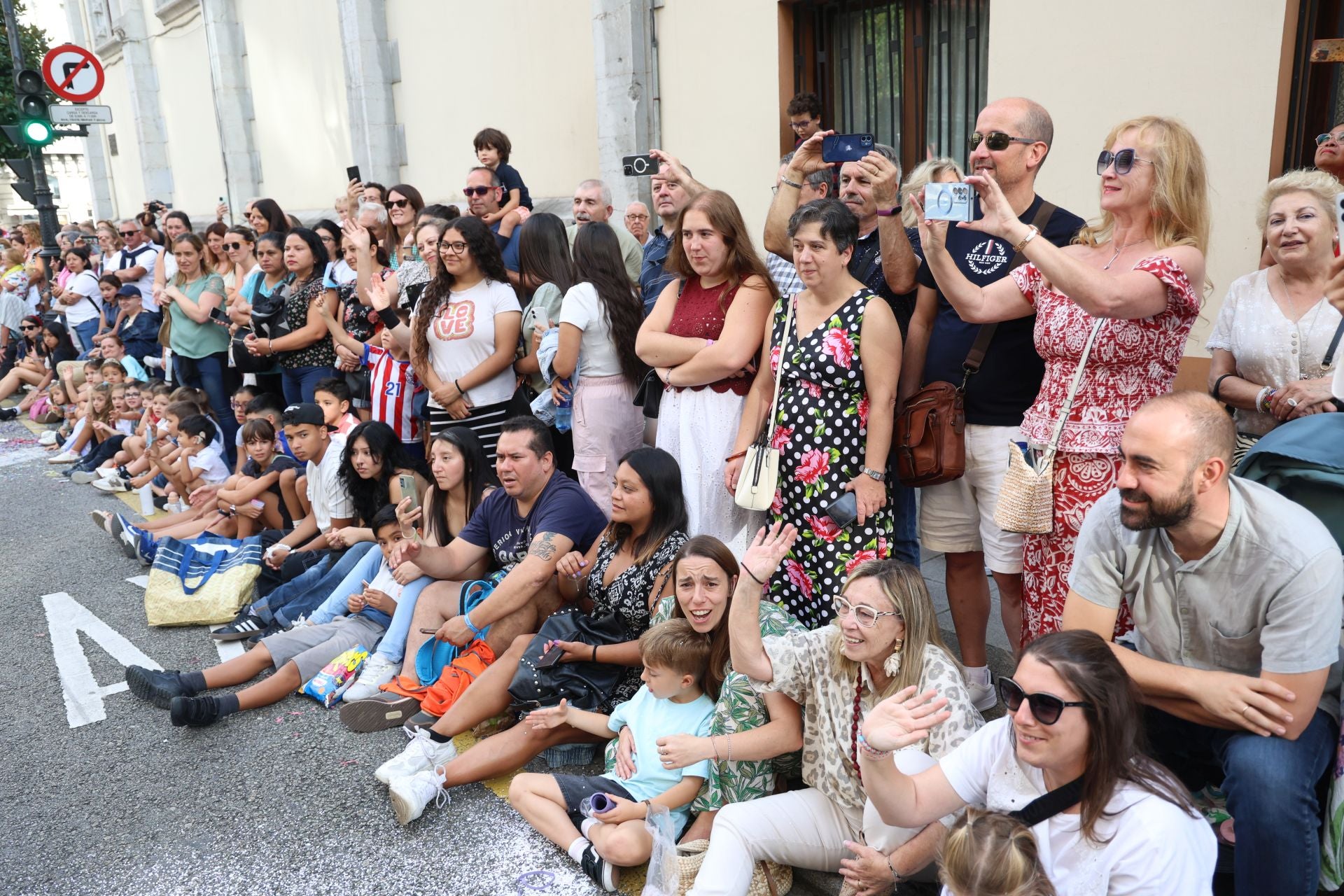 El desfile del Día de América en Asturias 2025, en imágenes