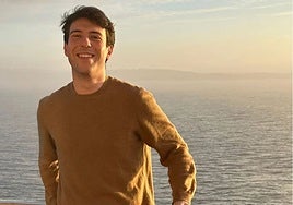 Tomás Estrada en la costa de Glocester, en Massachusetts.