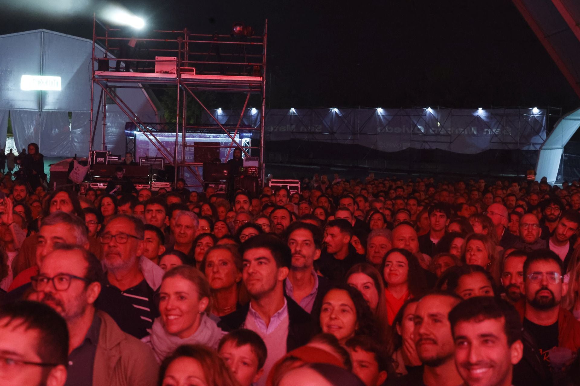 El paraíso de Mikel Izal está en Oviedo
