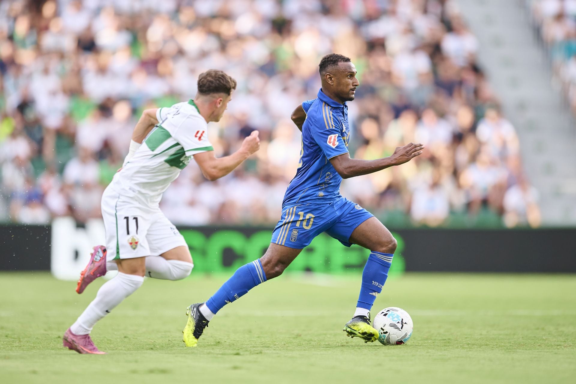 Las mejores imágenes del Elche - Real Oviedo