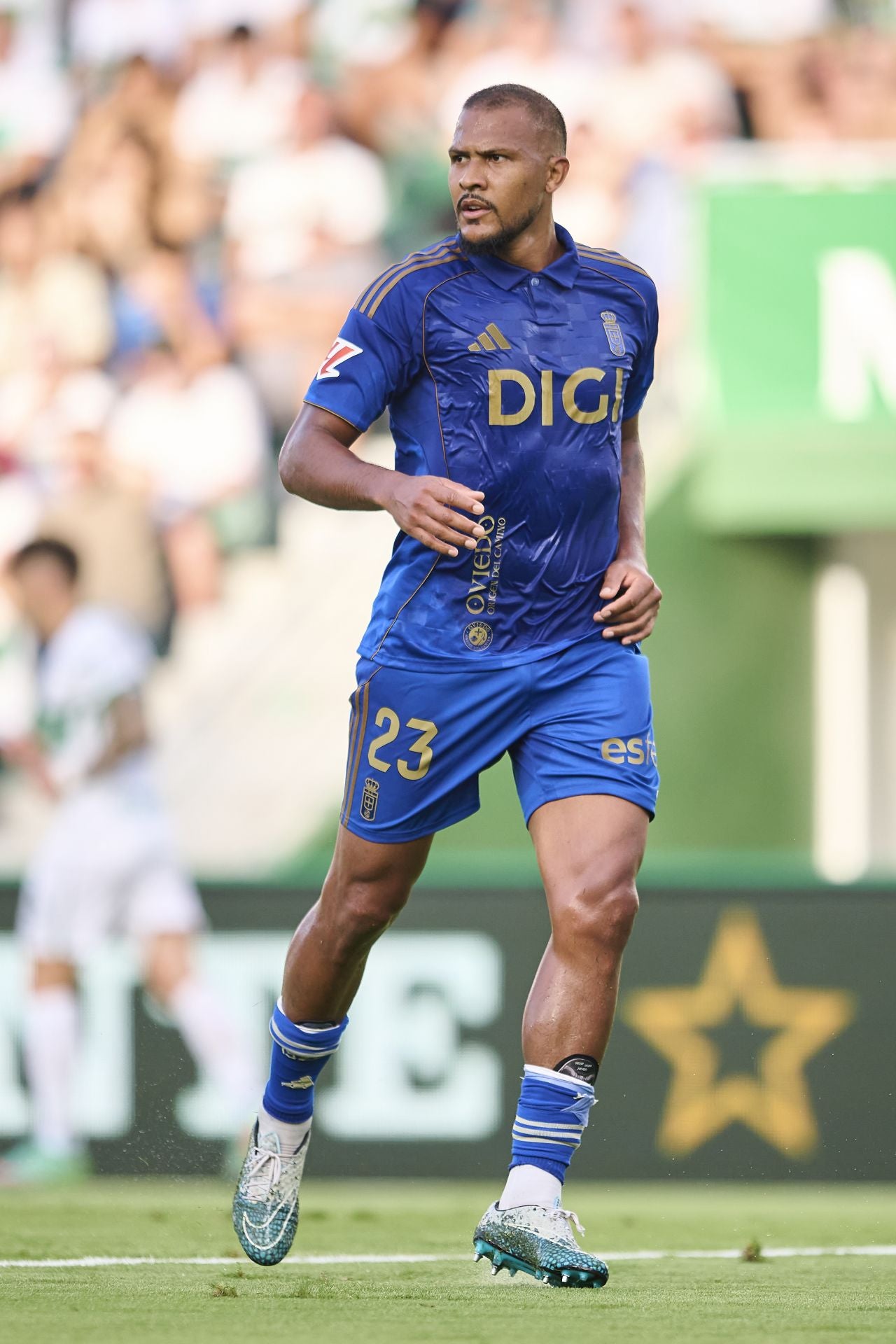 Las mejores imágenes del Elche - Real Oviedo