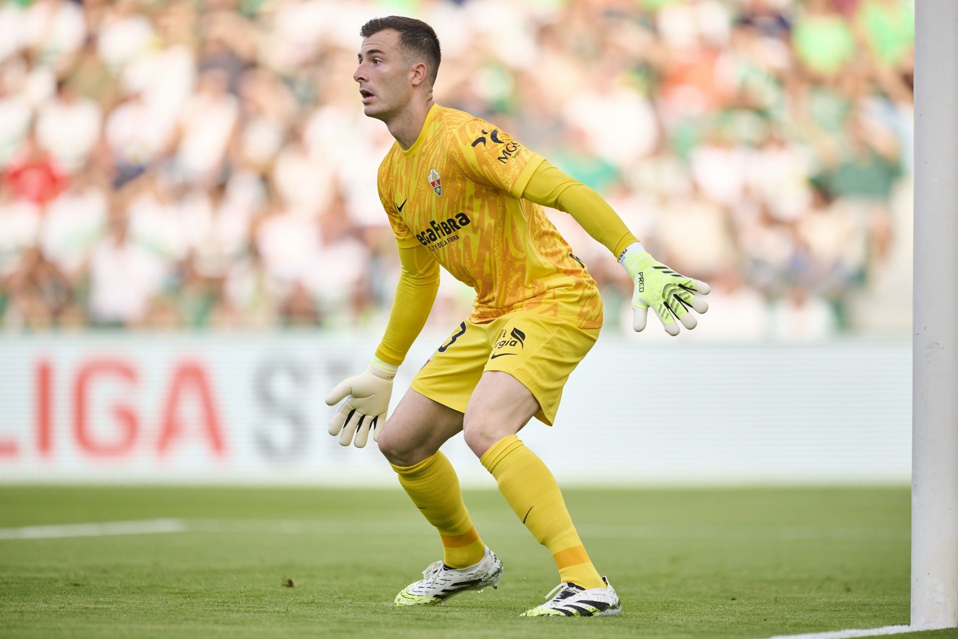 Las mejores imágenes del Elche - Real Oviedo