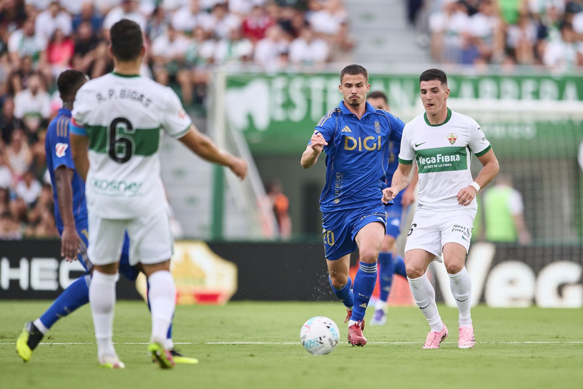 Las mejores imágenes del Elche - Real Oviedo