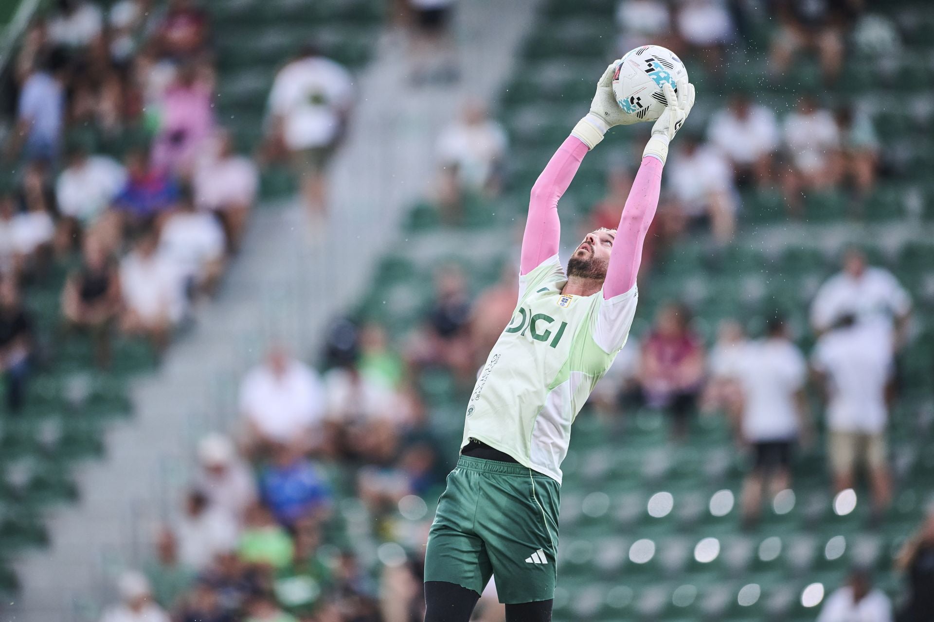 Las mejores imágenes del Elche - Real Oviedo
