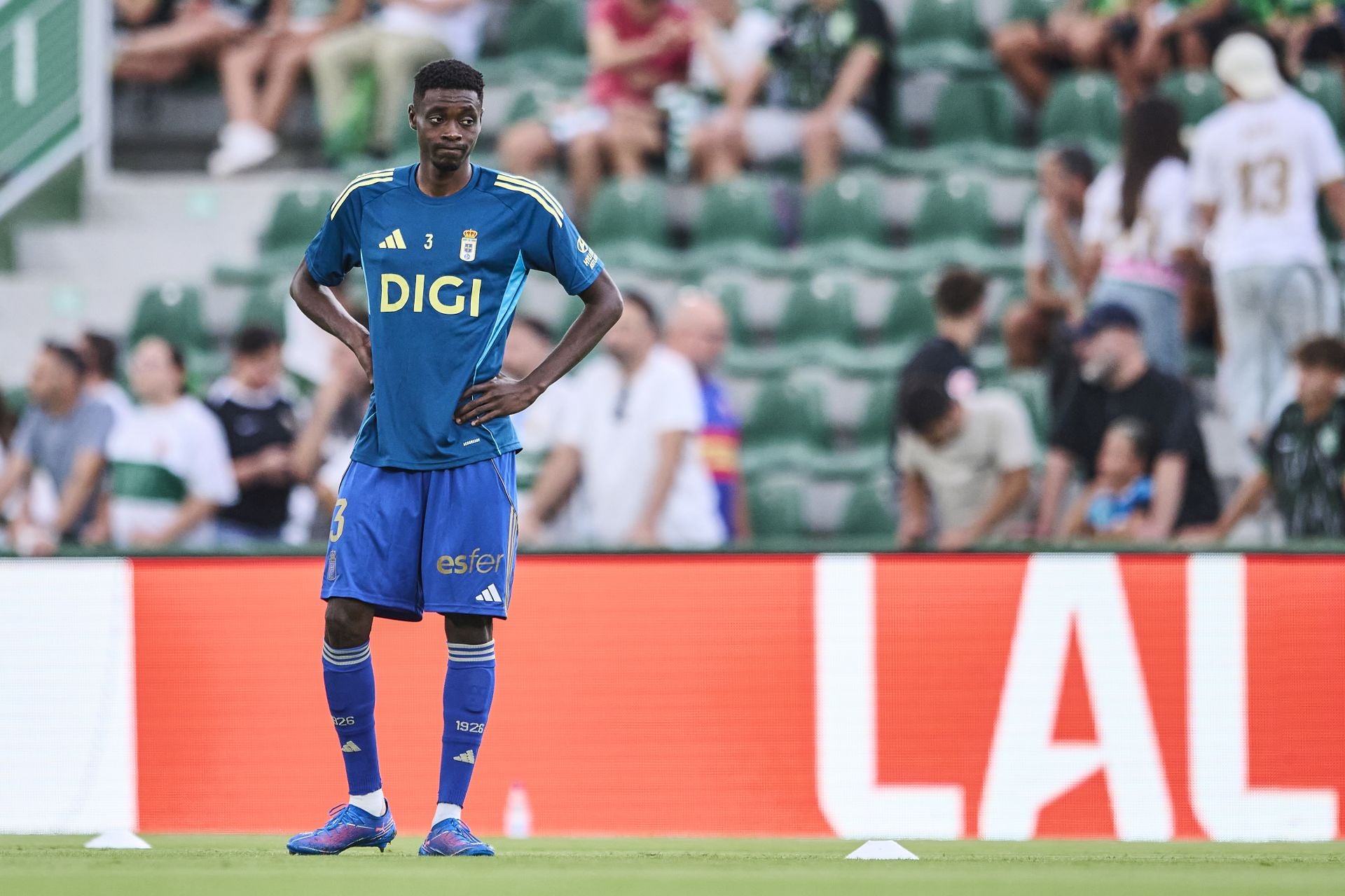 Las mejores imágenes del Elche - Real Oviedo