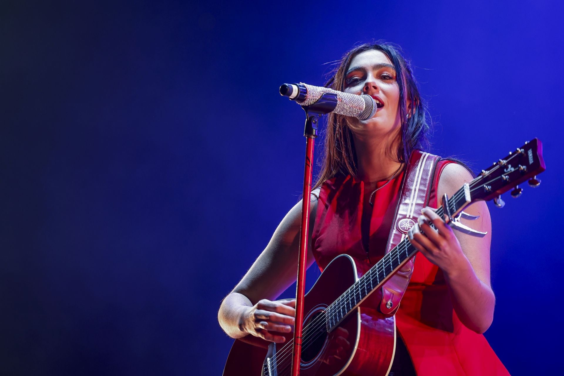 Lennis, Vicco, Chiara y Chanel cierran los conciertos de San Mateo con mucho ritmo latino