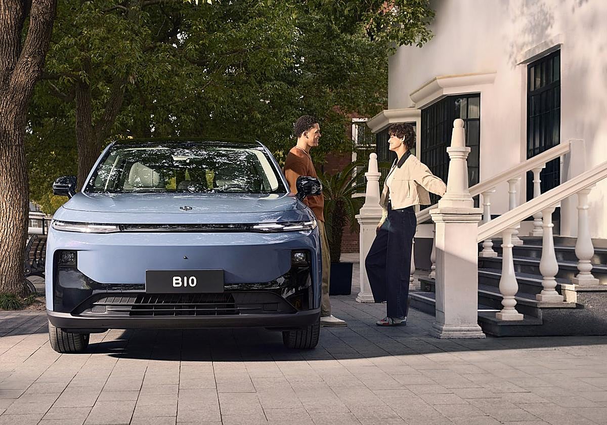 El B10 es un SUV eléctrico con líneas dinámicas que irradian energía juvenil y modernidad.
