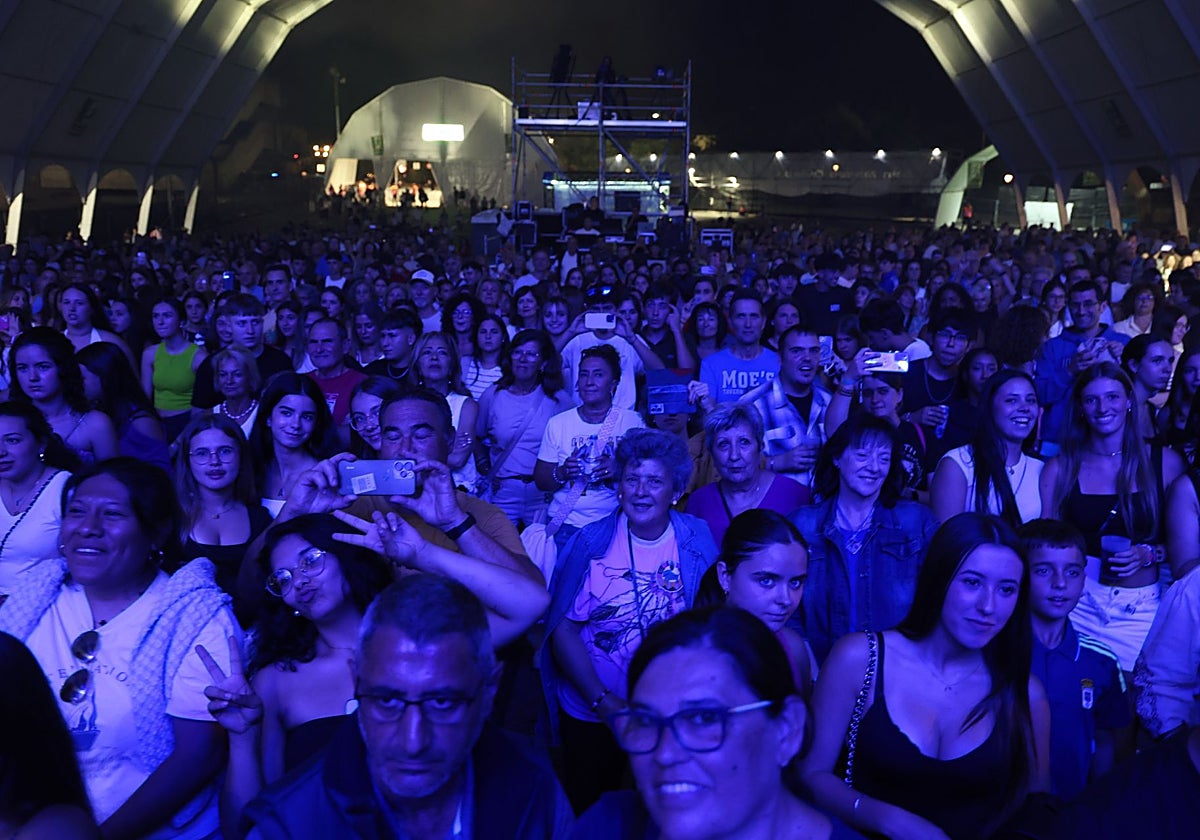 Público en uno de los conciertos en La Ería.