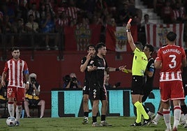 Guille Rosas, el sábado en Almería, en el momento de la expulsión.