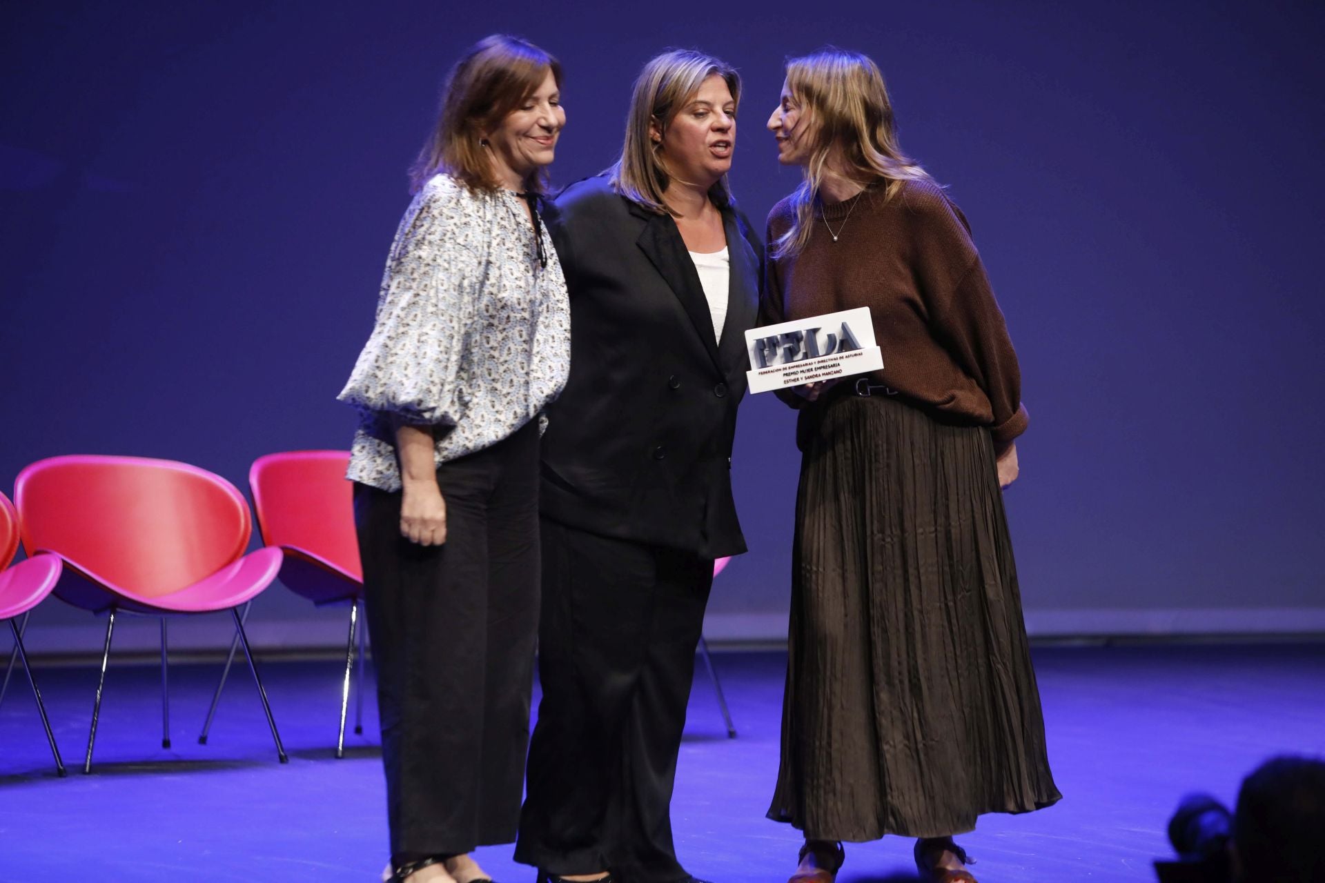 Las imágenes de la entrega del premio Mujer Empresaria en Asturias