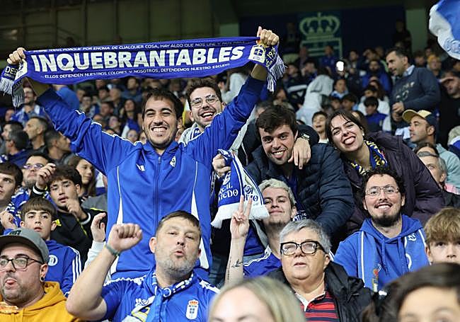 ¿Estuviste en el Real Oviedo - Barcelona? ¡Búscate en las imágenes!