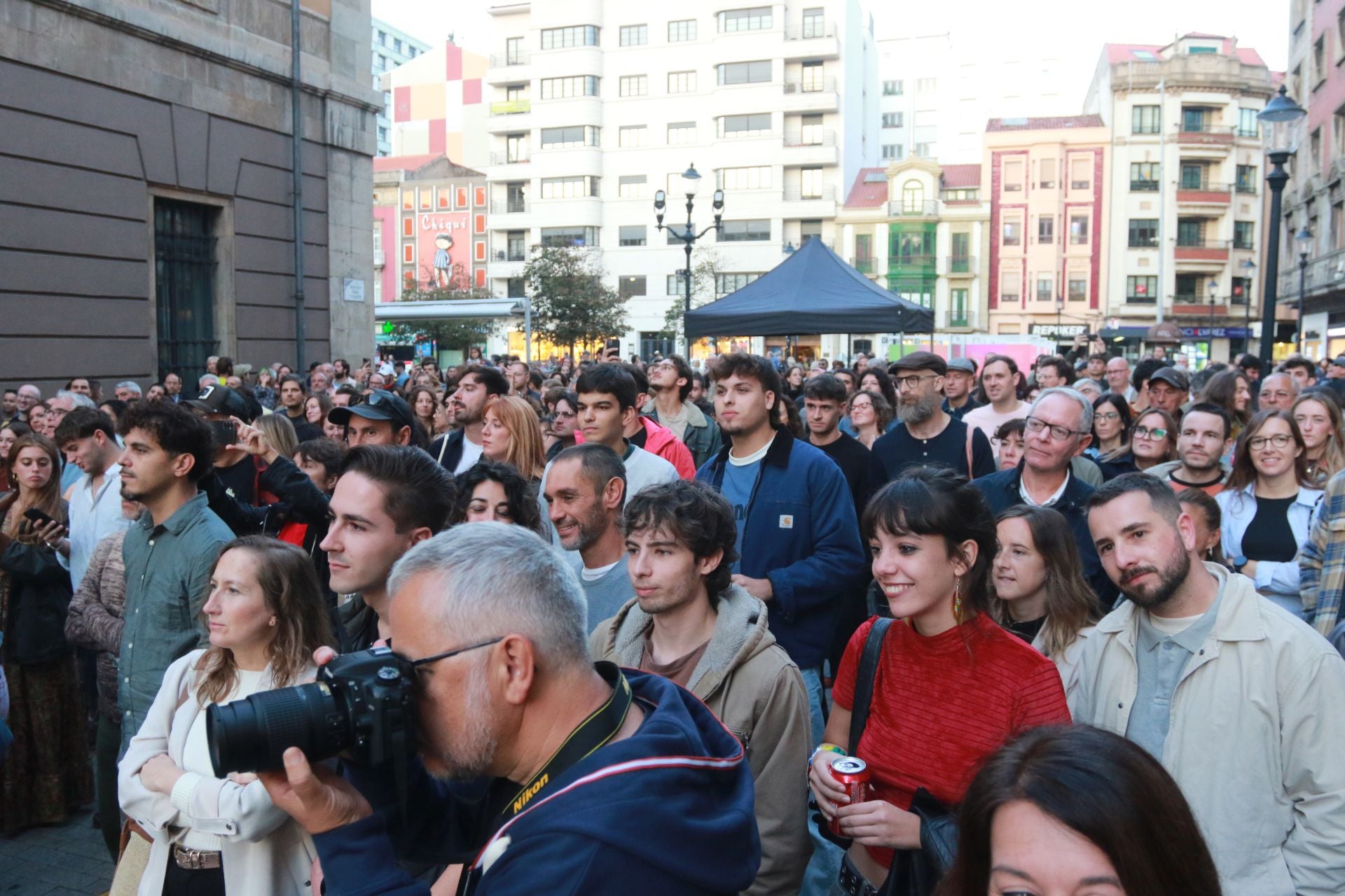 Música, arte y teatro en la Noche Blanca de Gijón