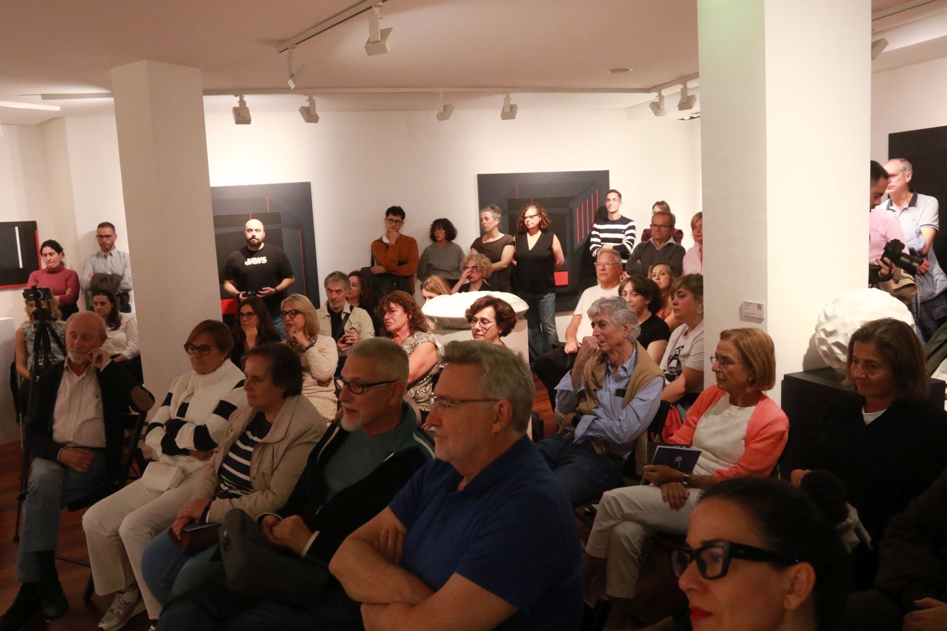 Música, arte y teatro en la Noche Blanca de Gijón