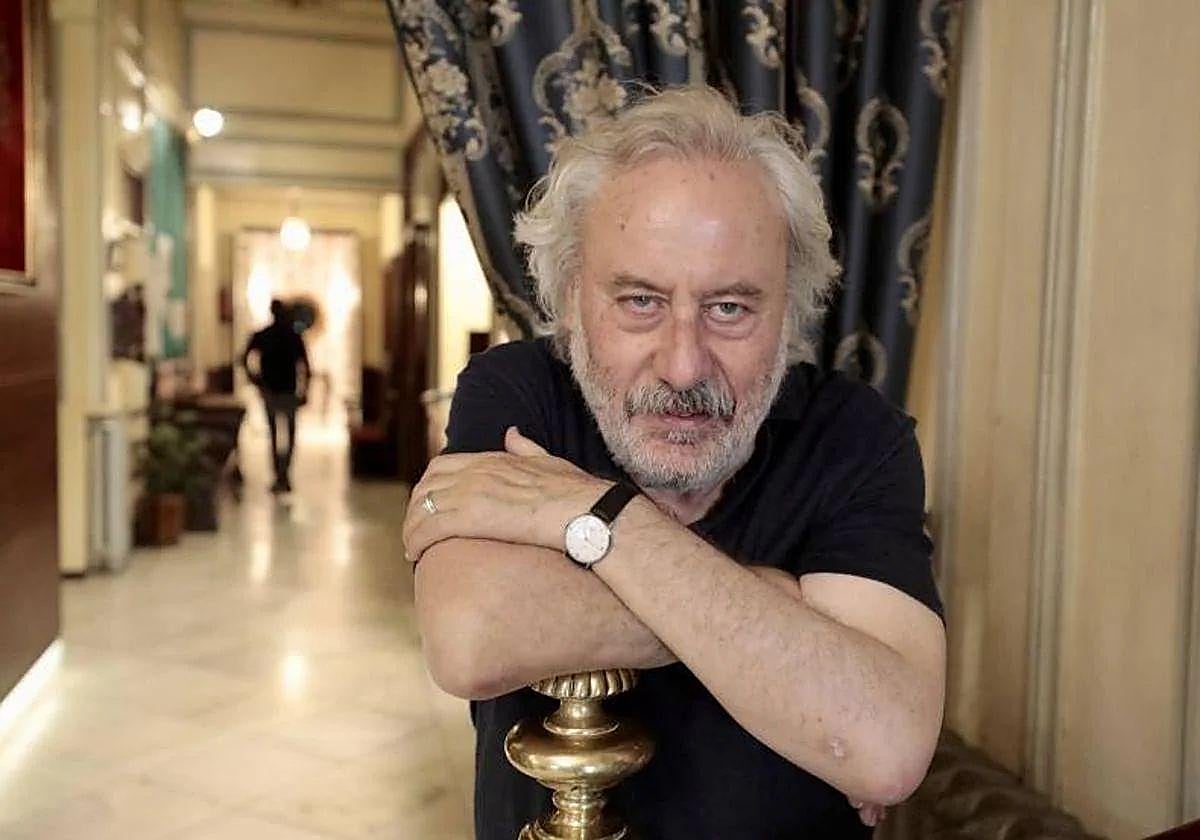 El escritor leonés Julio Llamazares