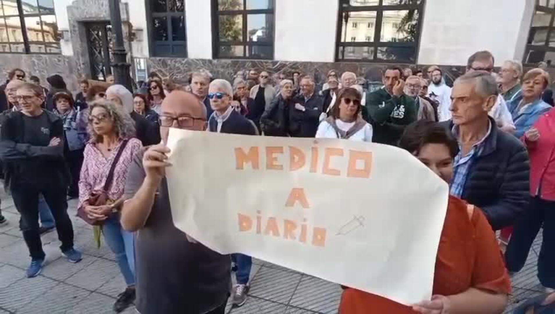 Oviedo, contra el «deterioro» asistencial en los centros de salud