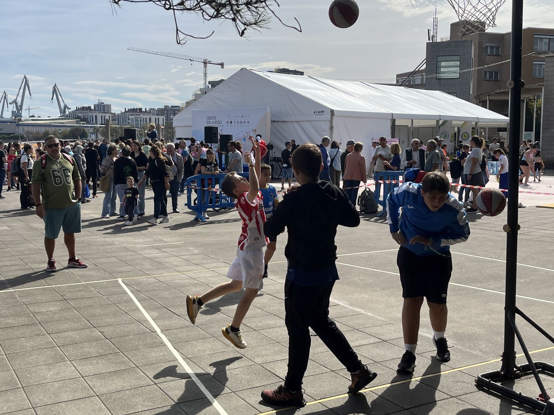 Gijón juega en el Oeste
