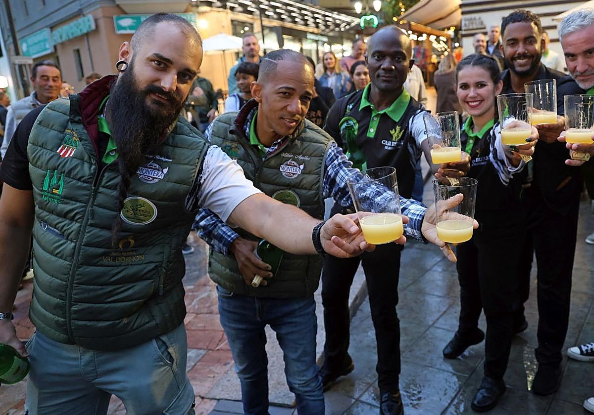Los escanciadores premiados, en Gascona.