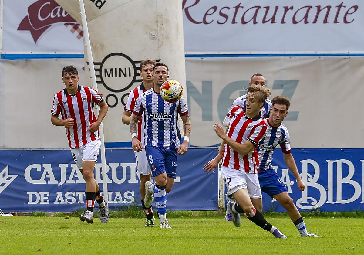 Las imágenes de la remontada del Real Avilés ante el Bilbao Athletic